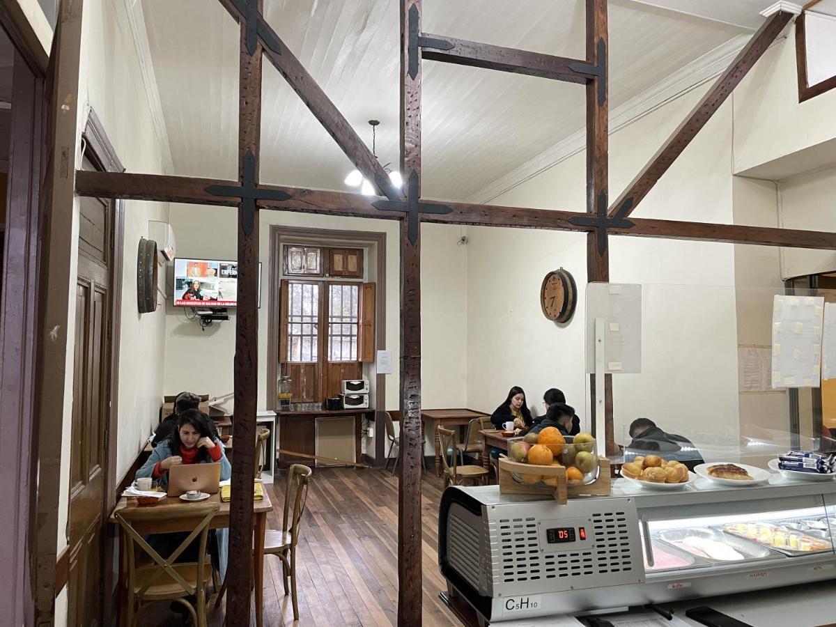 Hostal Del Rio Талька Экстерьер фото