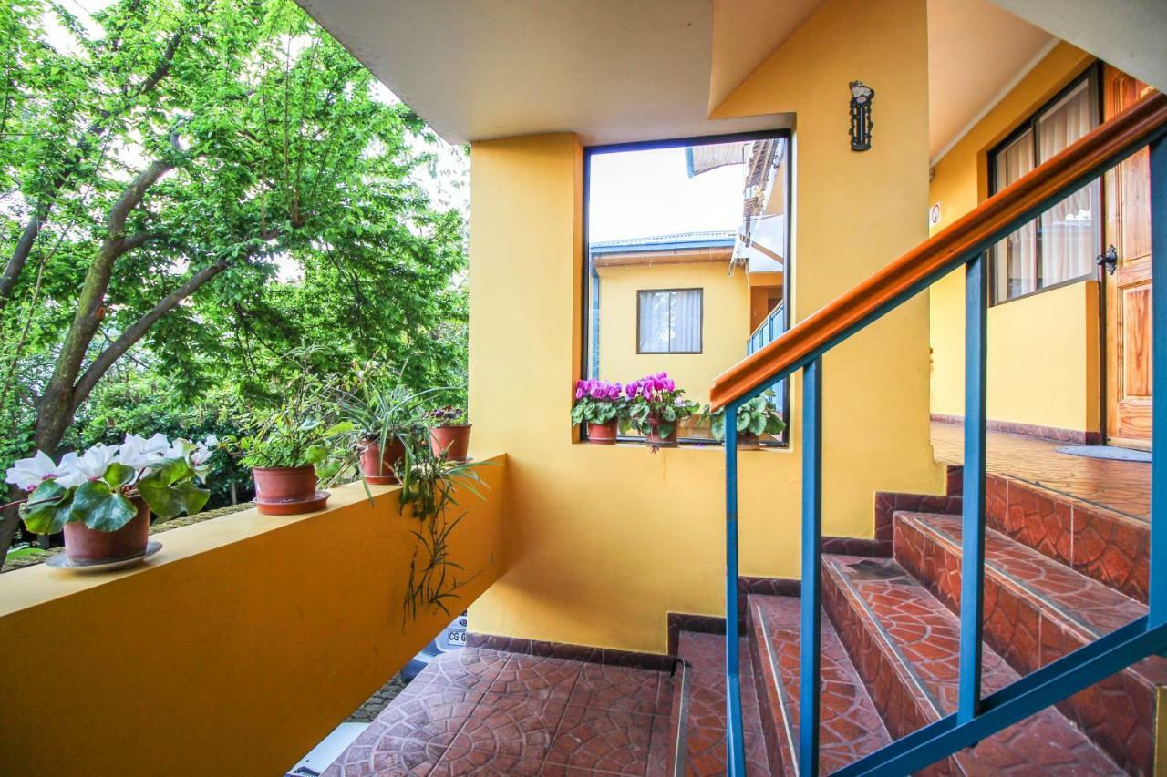Hostal Del Rio Талька Экстерьер фото