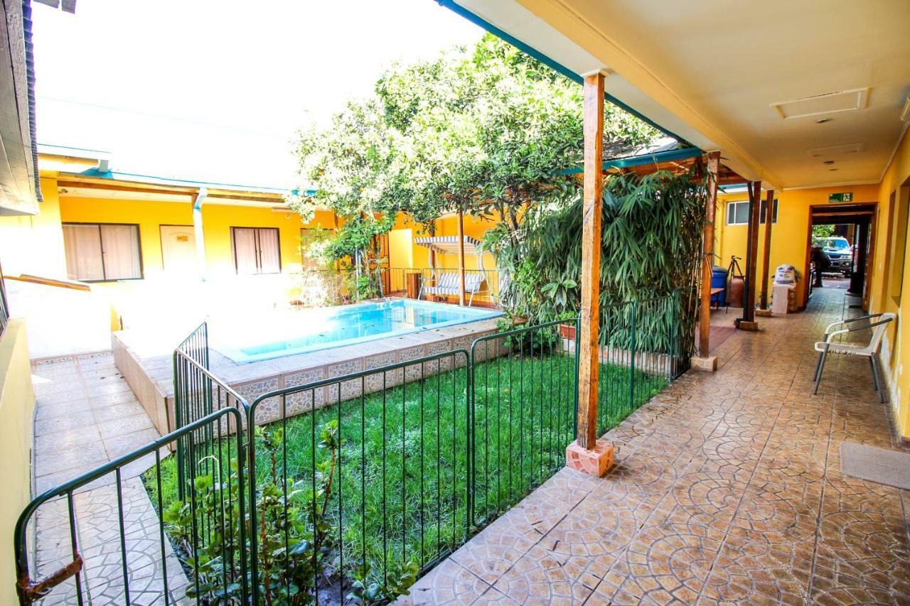 Hostal Del Rio Талька Экстерьер фото