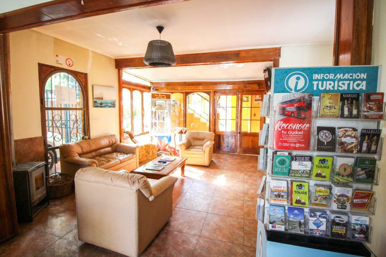 Hostal Del Rio Талька Экстерьер фото